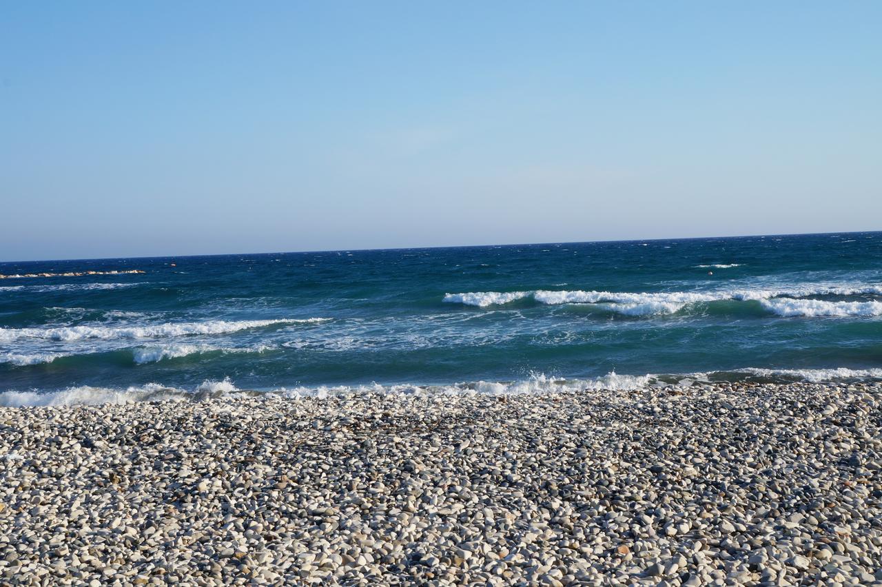 Sandy Beach Complex بيرفوليا المظهر الخارجي الصورة